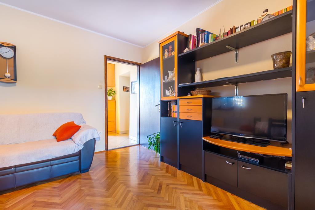 Apartment Manzoni Malinska Eksteriør bilde