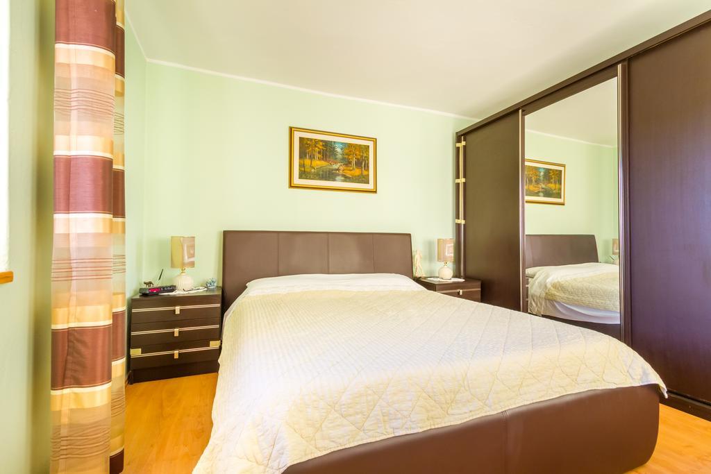 Apartment Manzoni Malinska Eksteriør bilde